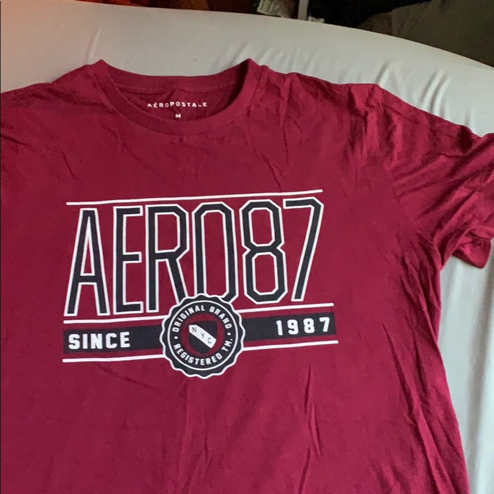 Men’s Medium Aeropostale Maroon T-shirt